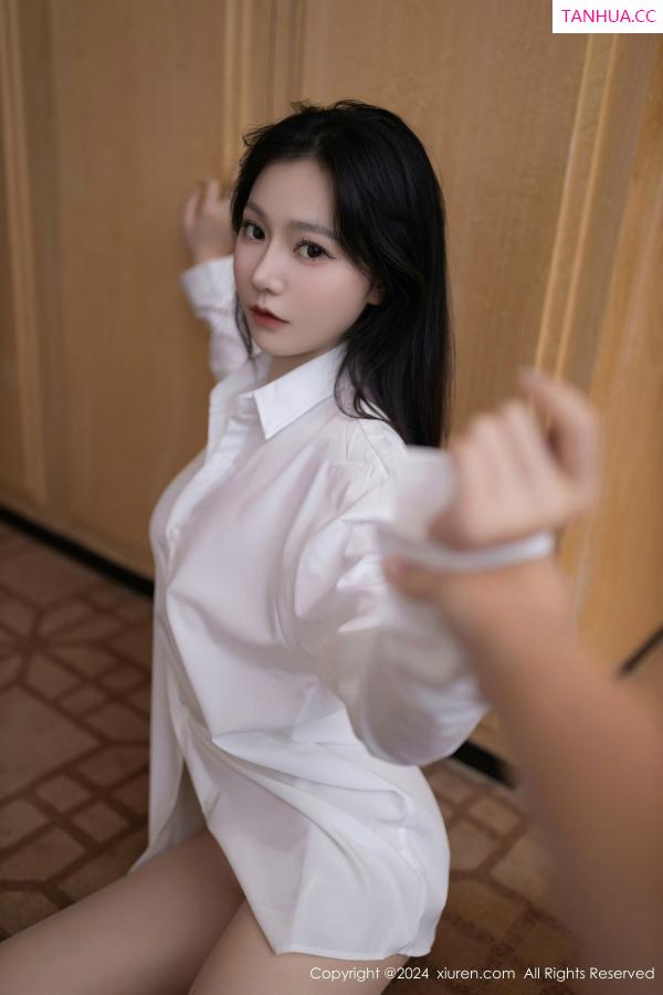 安然Maleah  [XiuRen]高清写真图 2024.10.29 No.9362 安然anran 丝袜美腿第20张图片